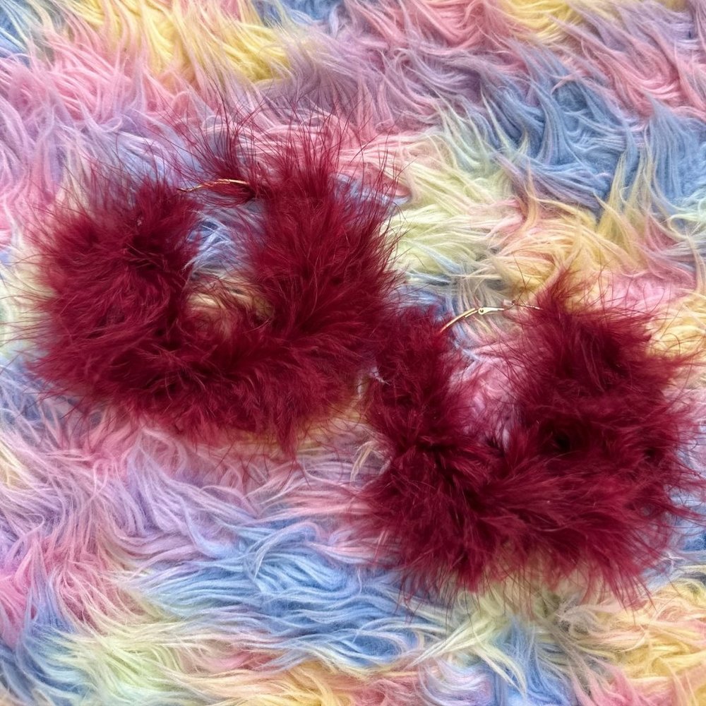 FLUFFY FUR EARRINGS‎